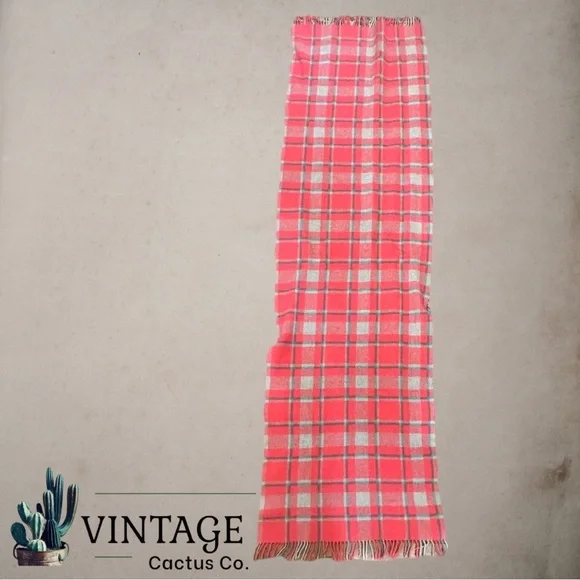 GORGEOUS JCREW PLAID WOOL SCARF w/TASSELS 🧣 - Picture 6 of 8